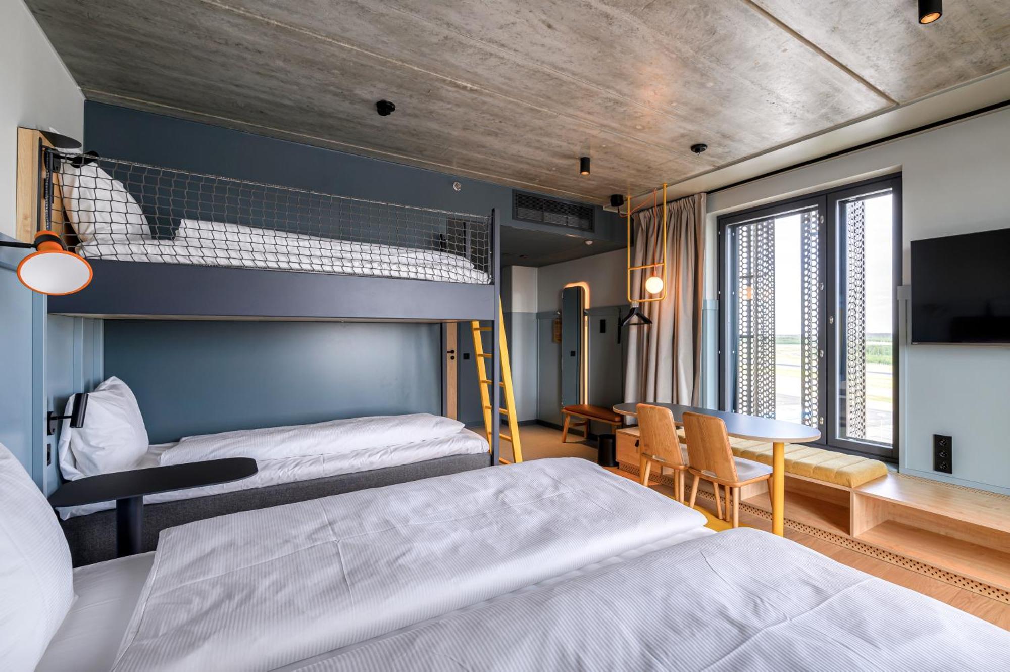 Comfort Hotel Helsinki Airport 반타 외부 사진