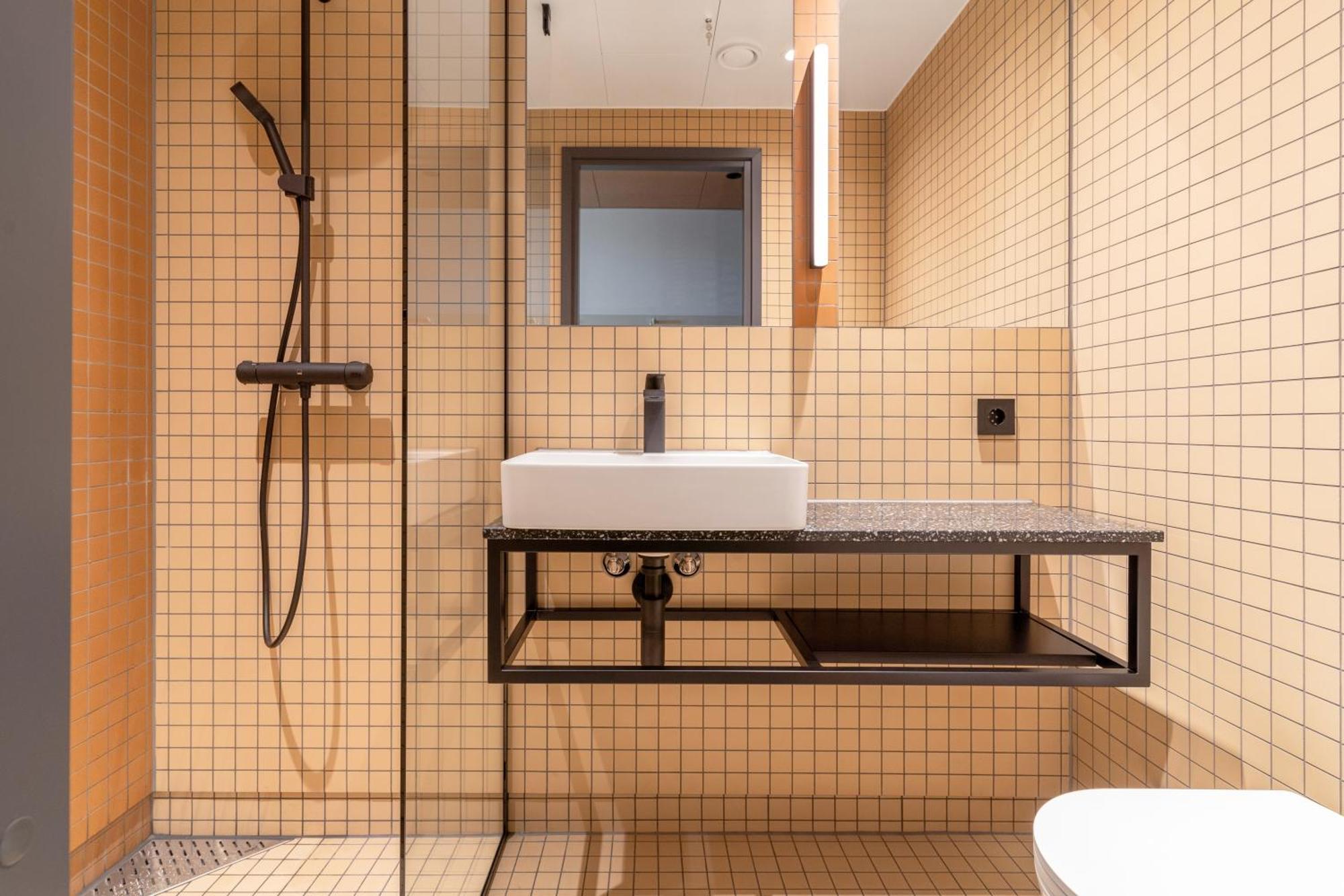 Comfort Hotel Helsinki Airport 반타 외부 사진